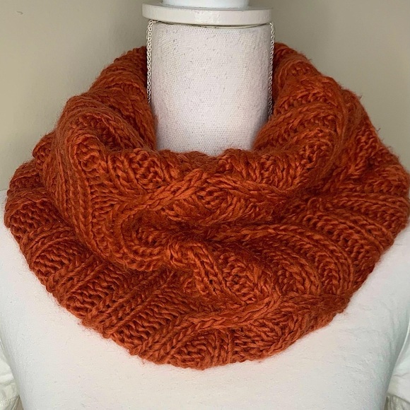Pumpkin Color Knit Infiniti Neck Scarf Neck Warmer Women One Size - Picture 1 of 4